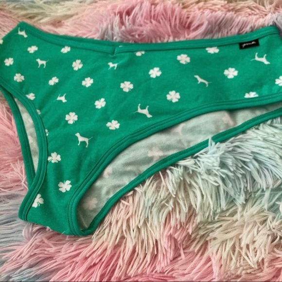 PINK Victoria’s Secret St Patrick’s Day Cheekster Panty Clover St Paddys Day Y2K - Picture 7 of 8